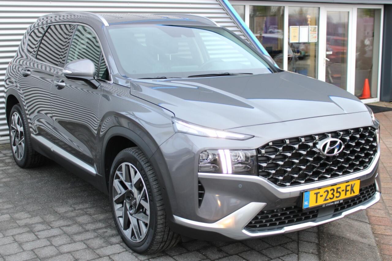 Hyundai SANTA FE 1.6 T-GDI PHEV Premium | 7P | Trekhaak | Vol Leder | 19 Inch |
