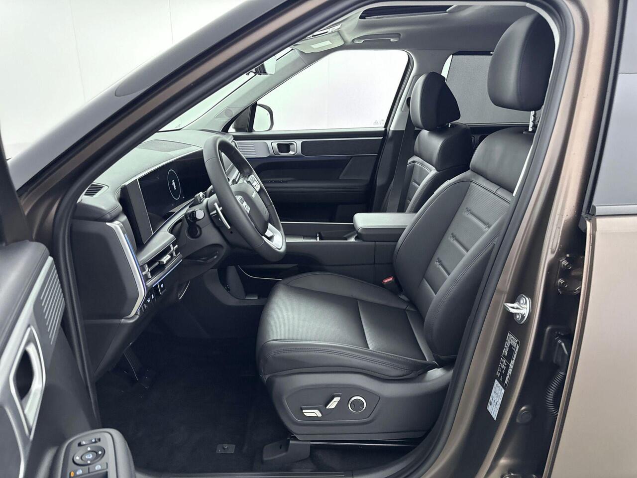 Hyundai SANTA FE 1.6 T-GDI HEV Premium 7p. | Nieuw, snel leverbaar | ¤ 1.000,- VOORDEEL!