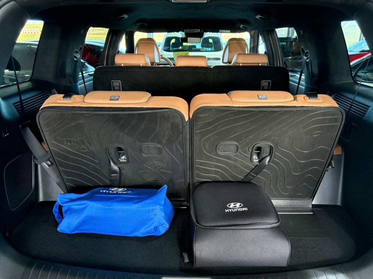 Hyundai SANTA FE 1.6 T-GDI PHEV 7 stoelen . AUT. LEER 360CAMERA STOEL KOEL/VERWARM HEAD UP LED