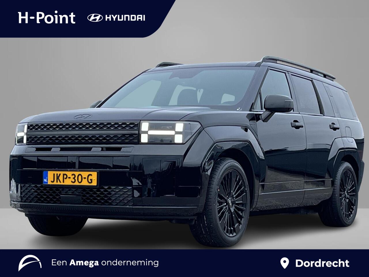 Hyundai SANTA FE Black Line 1.6 T-GDI PHEV 252pk 4WD | 7-PERSOONS | LEDEREN BEKLEDING INCL MEMORY | BLACK PACK | BLIND-SPOT VIEW MONITOR | 20'' LMV DARK TONE LM-VELGEN | BOSE AUDIO |