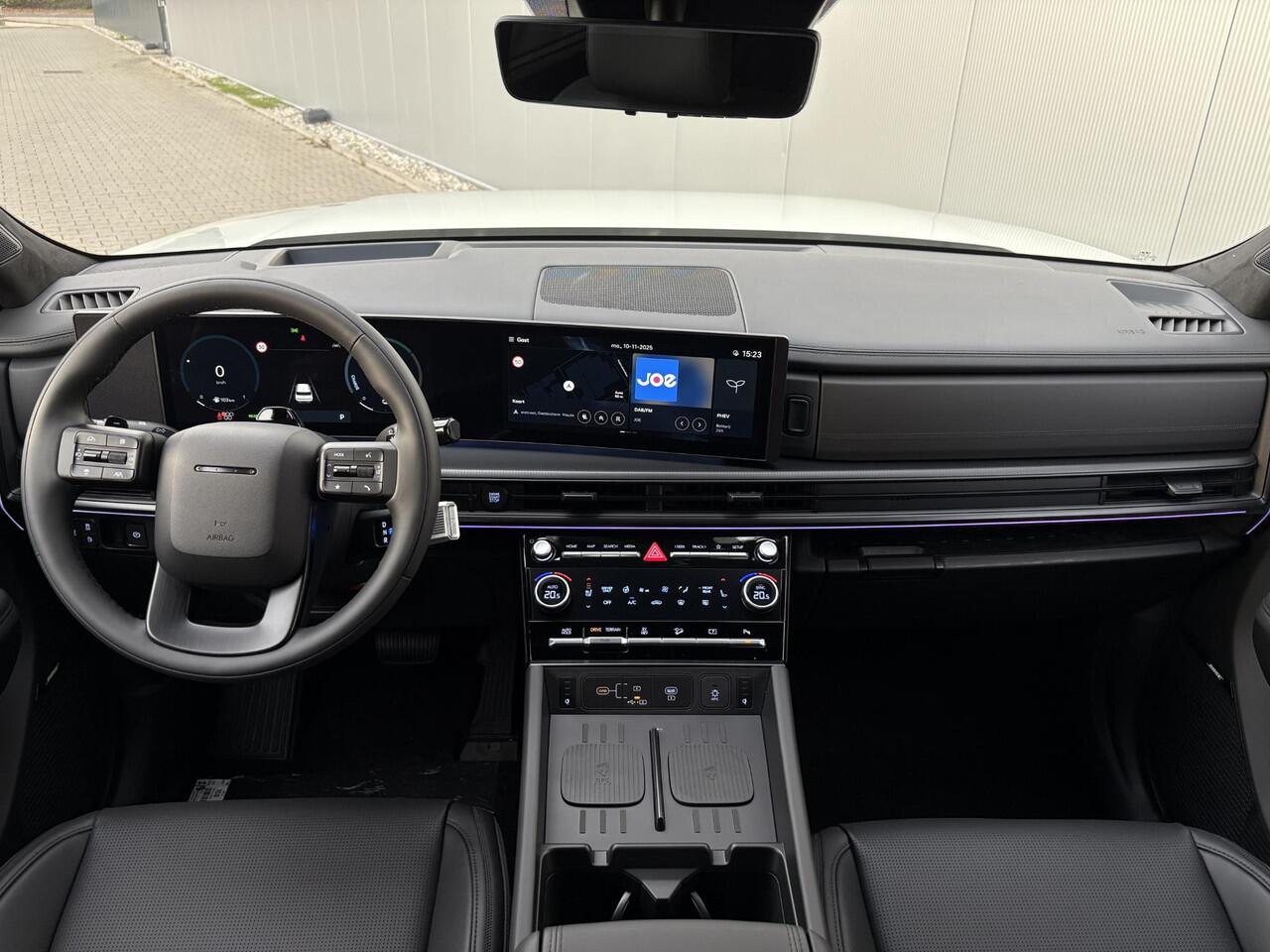 Hyundai SANTA FE 1.6 T-GDI PHEV Black Line 4WD 7p. / Apple Carplay/Android Auto / Stoel verkoeling/verwarming / Lederen bekleding / Airco / ¤ 2500,= voordeel op de nieuwprijs