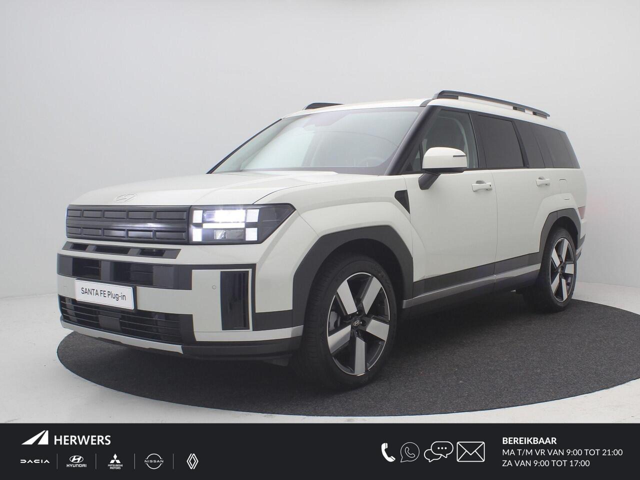 Hyundai SANTA FE 1.6 T-GDI PHEV Comfort Smart 4WD 7p. / 7 persoons / Navigatie / 1010KG Trekgewicht / Keyless Entry & Start&Go / Achteruitrijcamera / Parkeersensoren / Full Option /