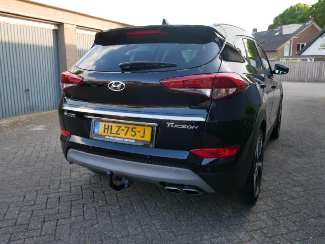 Hyundai TUCSON 1.6 T-GDI COMFORT **Clima//Navi//Lm 19//Th **