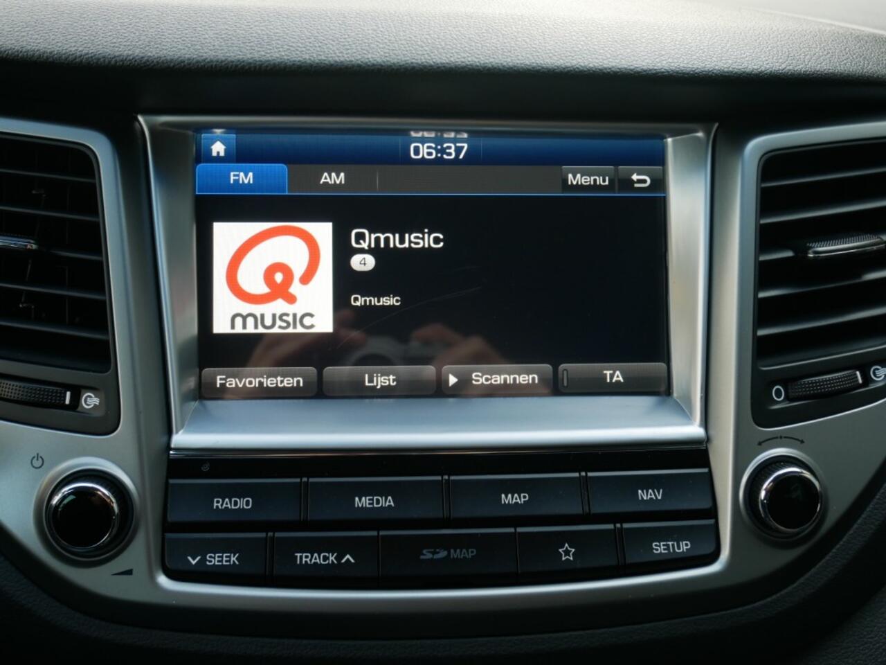 Hyundai TUCSON 1.6 T-GDI COMFORT **Clima//Navi//Lm 19//Th **