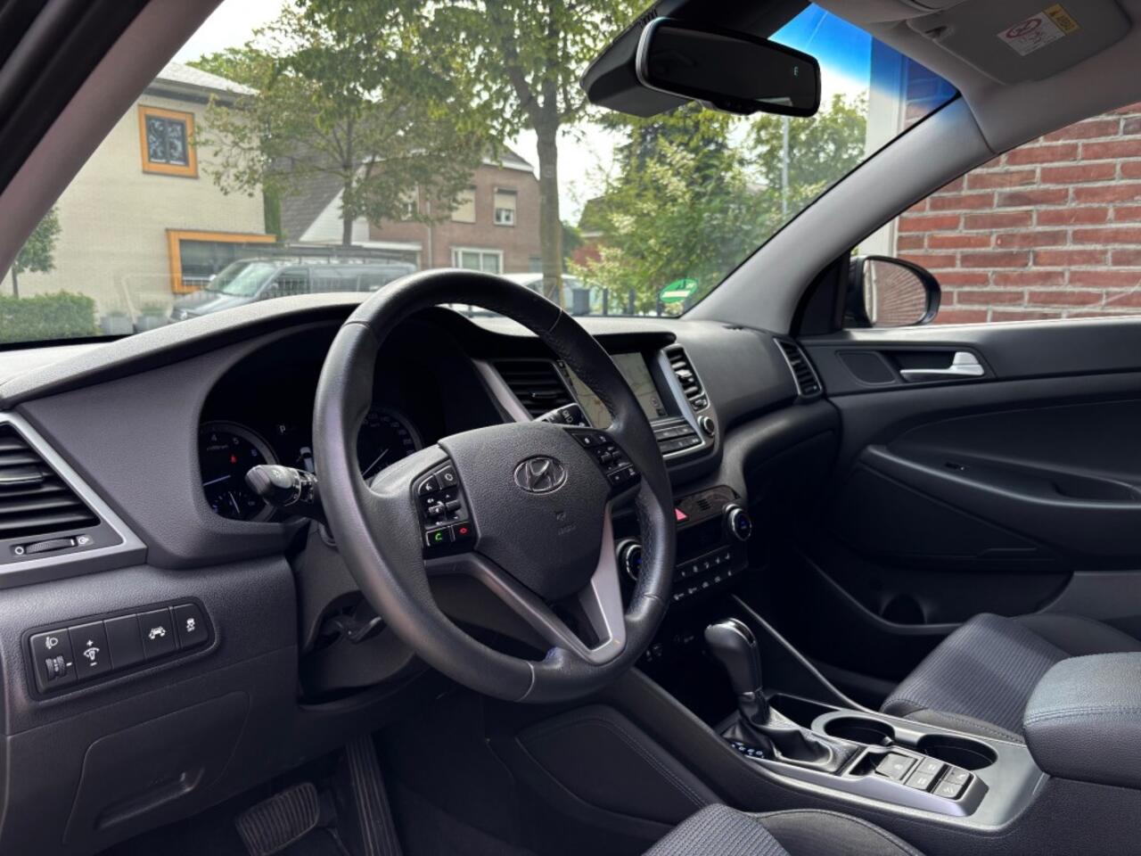 Hyundai TUCSON 1.6 T-GDI Comfort AUTOMAAT CAMERA NAVI CRUISE 177PK