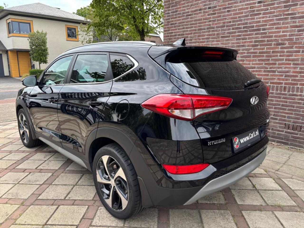 Hyundai TUCSON 1.6 T-GDI Comfort AUTOMAAT CAMERA NAVI CRUISE 177PK
