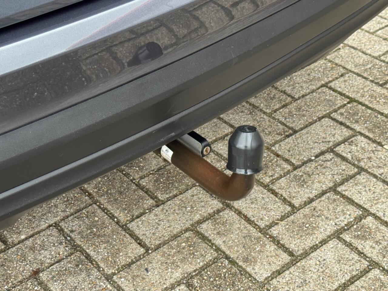 Hyundai TUCSON 1.6 GDI 132PK FACELIFT NAVI CAMERA TREKHAAK CARPLAY AIRCO LMV PDC