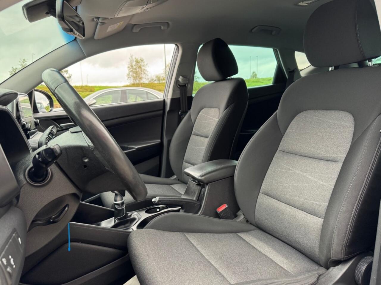 Hyundai TUCSON 1.6 GDI 132PK FACELIFT NAVI CAMERA TREKHAAK CARPLAY AIRCO LMV PDC