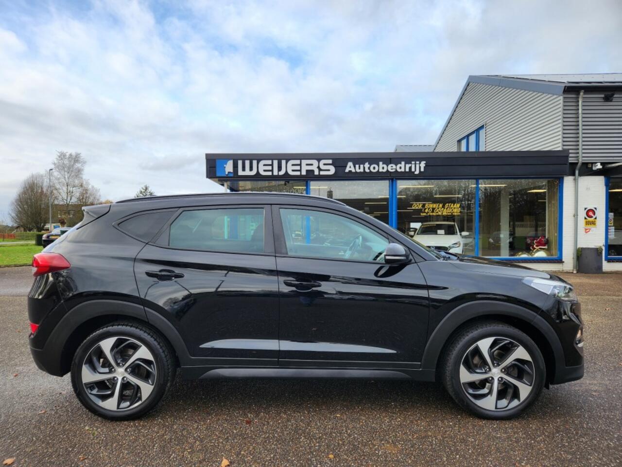 Hyundai TUCSON 1.6 T-GDI 177pk Comfort, Panoramadak, Trekhaak, Navi, Camera