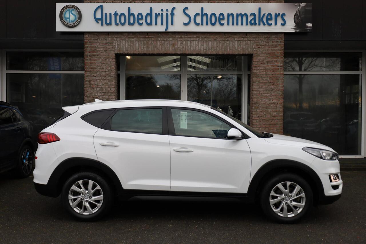 Hyundai TUCSON 1.6 GDI Comfort CAMERA CARPLAY STOELVERWARMING NAVI DAB CRUISE CLIMA HILL-HOLD START-STOP PDC 17''LMV