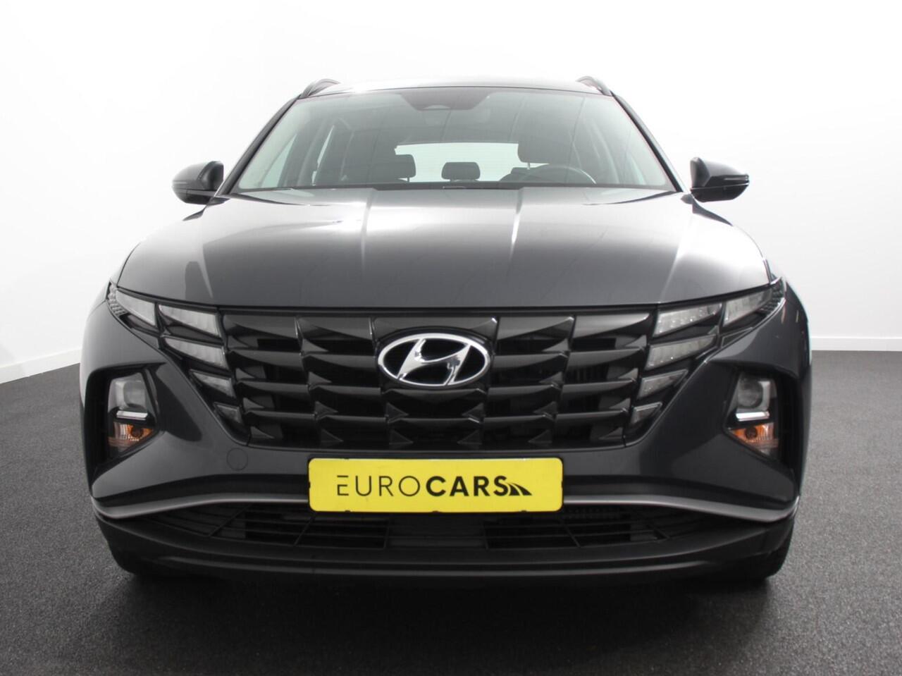Hyundai TUCSON 1.6 T-GDI PHEV Comfort 4WD Climate control Cruise control Parkeersensoren achter Achteruitrij camera Navigatie LED Apple Carplay/ Android Auto
