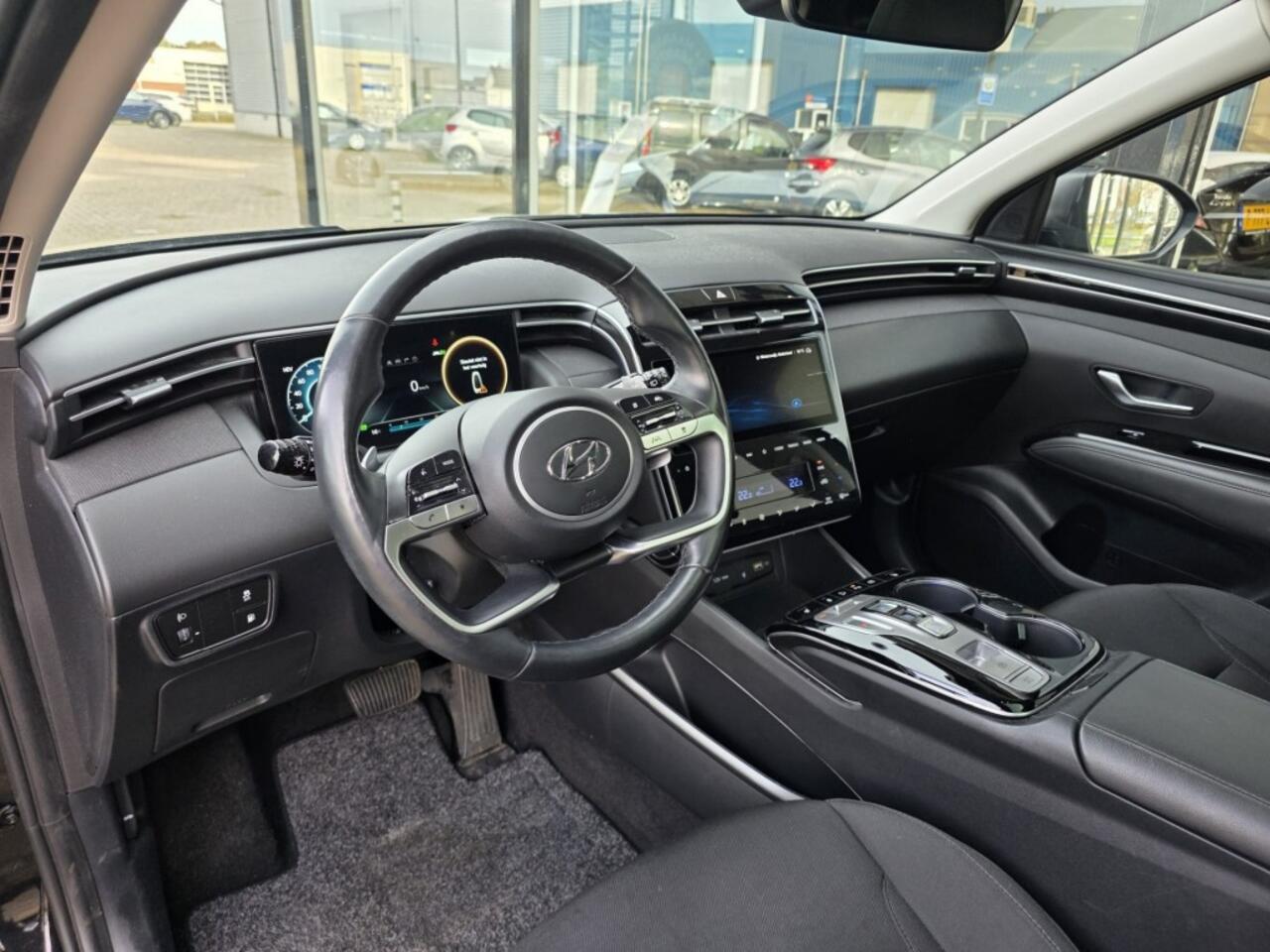 Hyundai TUCSON 1.6 T-GDI PHEV COMFORT SKY