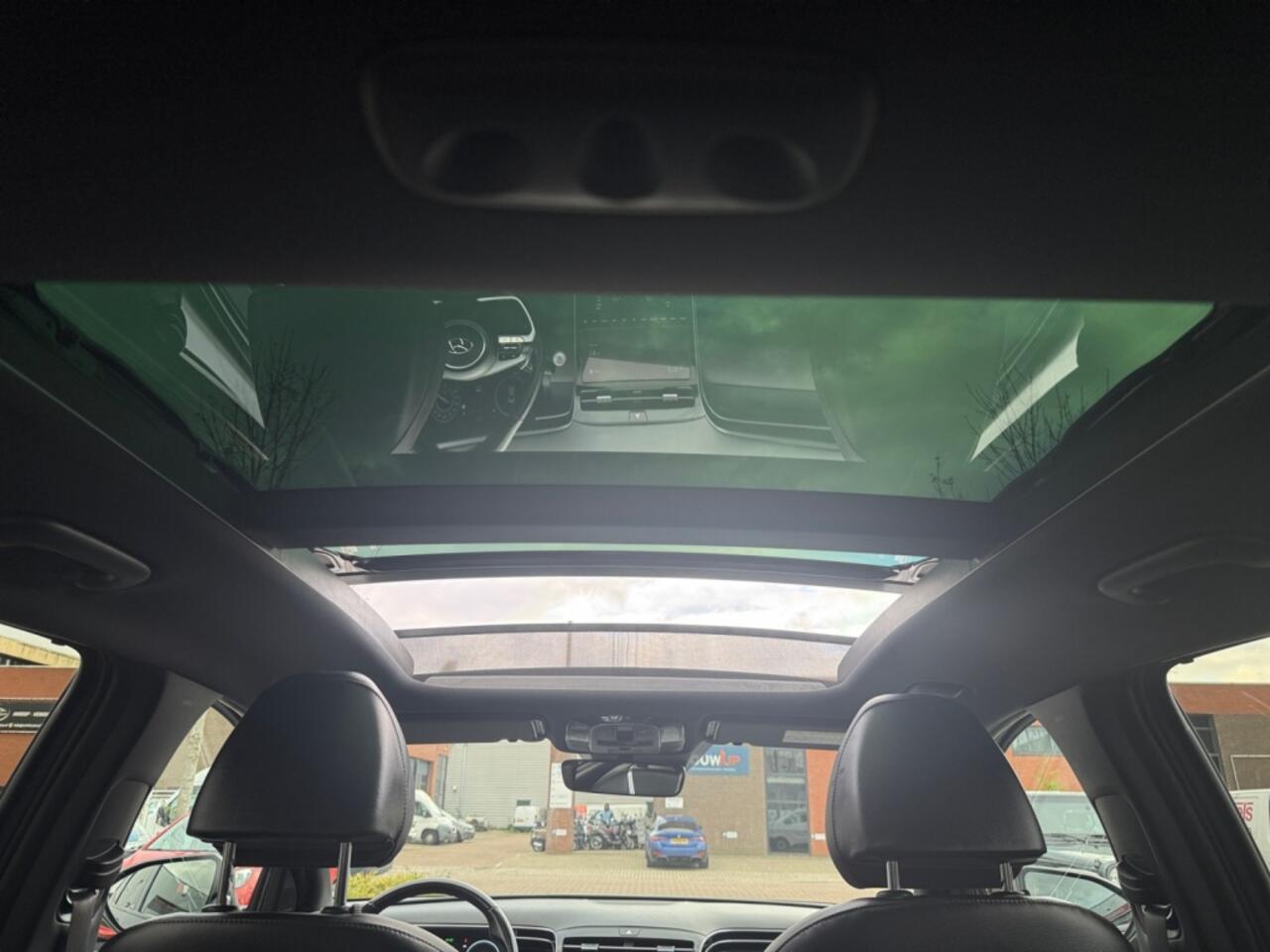 Hyundai TUCSON 1.6 T-GDI HEV Premium Sky | PANORAMADAK | NAVIGATIE | CAMERA