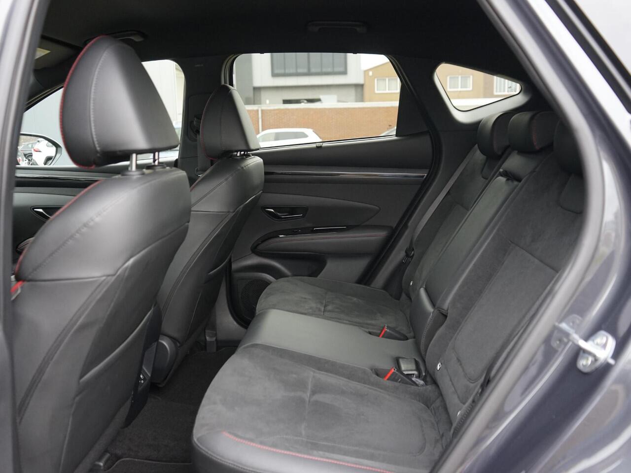 Hyundai TUCSON 1.6 T-GDI PHEV N Line 4WD Dealer onderh. / 1ste eigenaar / Adaptive cruise / Camera / Keyless / Carplay / LED / Stoelverw.