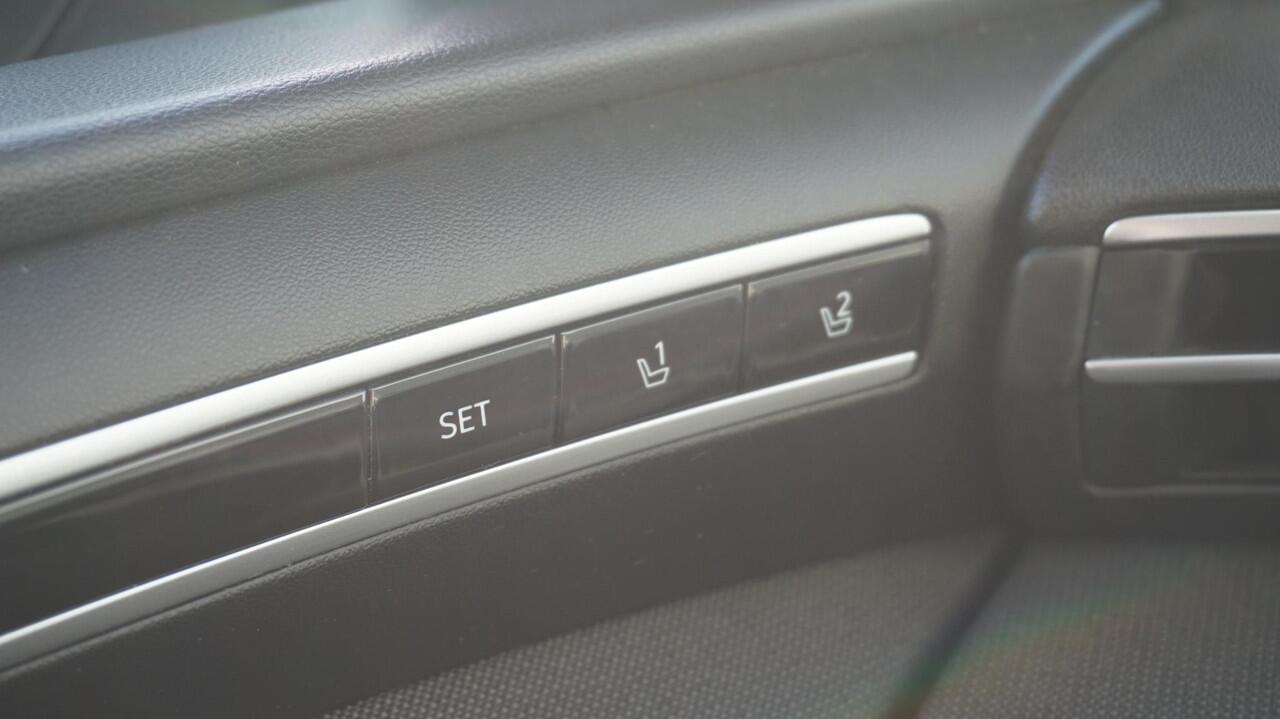 Hyundai TUCSON 1.6 T-GDI HEV Premium Automaat Elektr Bedienbare stoelen + Achterklep | 360 camera | Stoelkoeling/verwarming