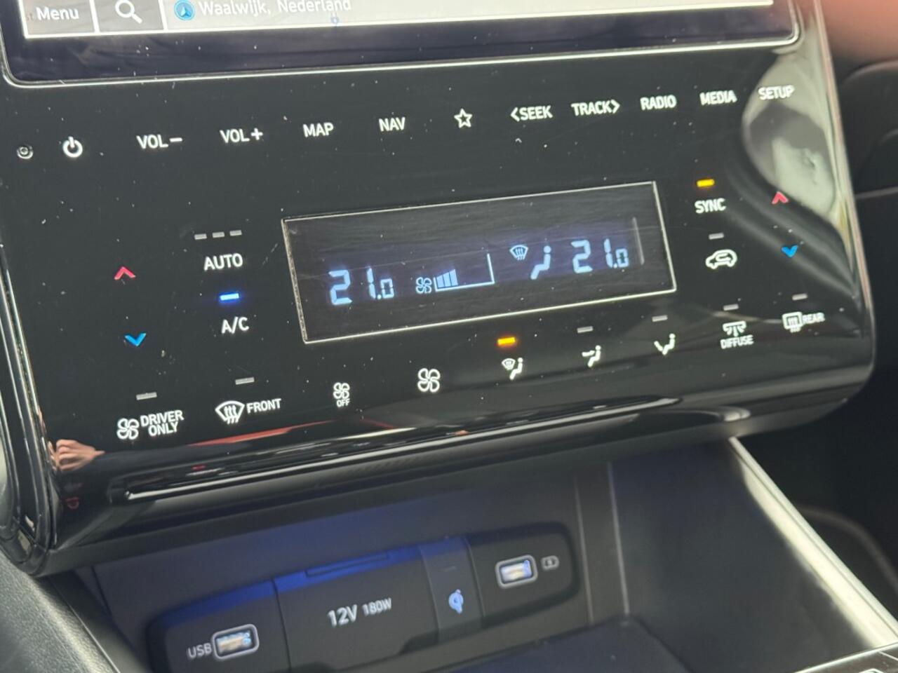 Hyundai TUCSON 1.6 T-GDI N-LINE PHEV 4WD 265PK AUT. HALF-LEER NAVI CAMERA CARPLAY