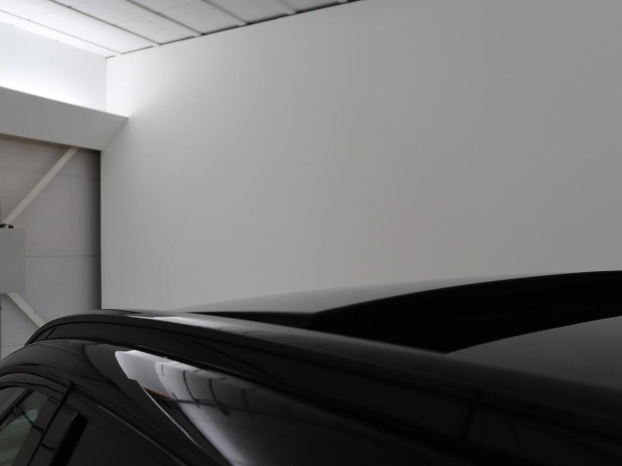 Hyundai TUCSON 1.6 T-GDI PHEV N Line Sky 4WD | Panoramadak | Leder/Alcantara | Stoelverwarming | Camera | Carplay | Stuurverwarming | Keyless | Full LED | Navigatie | 19'' lichtmetalen velgen | Plug In