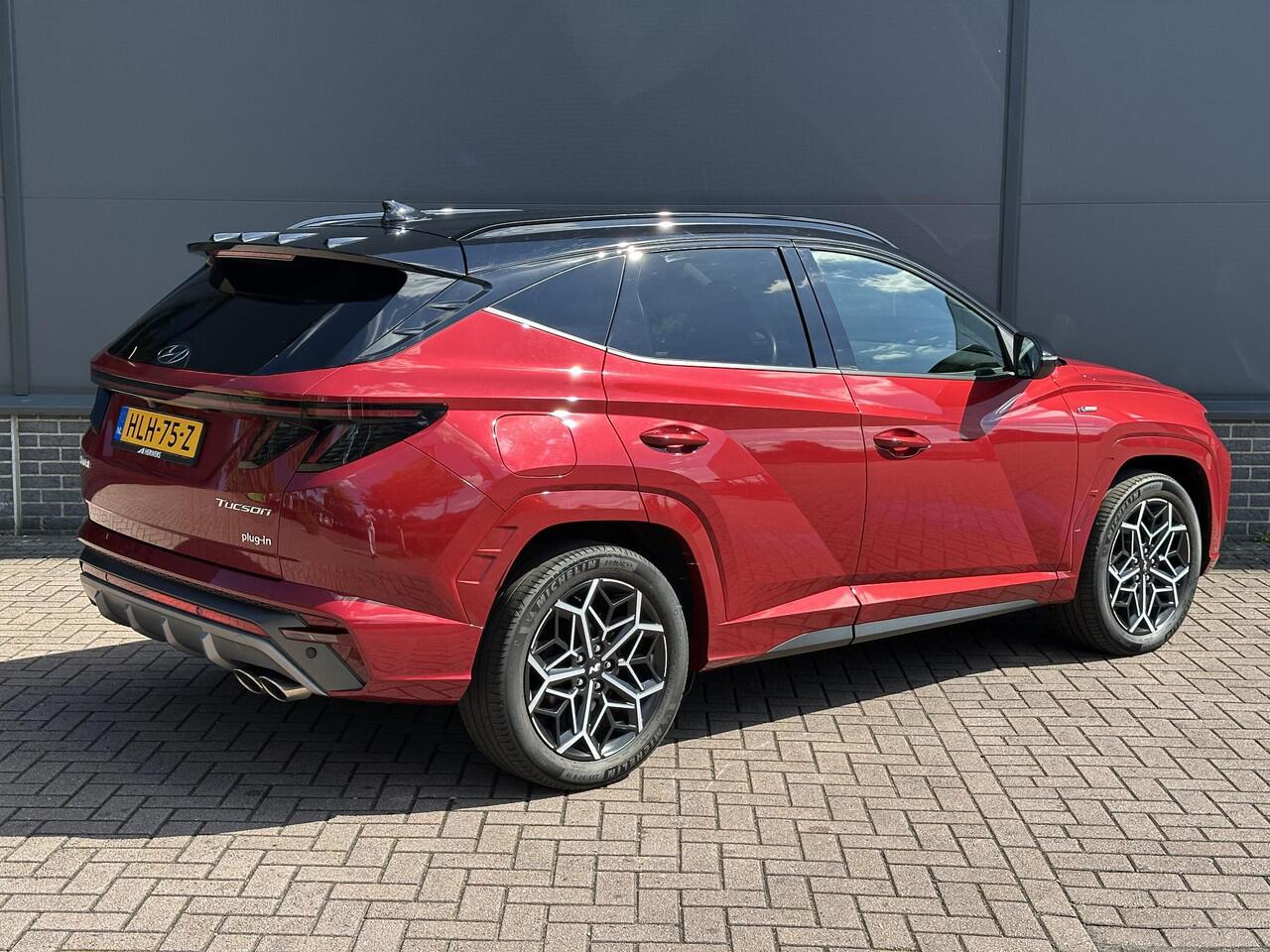 Hyundai TUCSON 1.6 T-GDI PHEV N Line 4WD / tot 10-2026 Fabrieksgarantie / Dealer onderhouden / Trekgewicht 1.350 Kg / Accu SoH 100% / Camera / Adaptief CC / Stuur- en Stoelverwarming / Elektrische klep / Apple Carplay Android Auto /