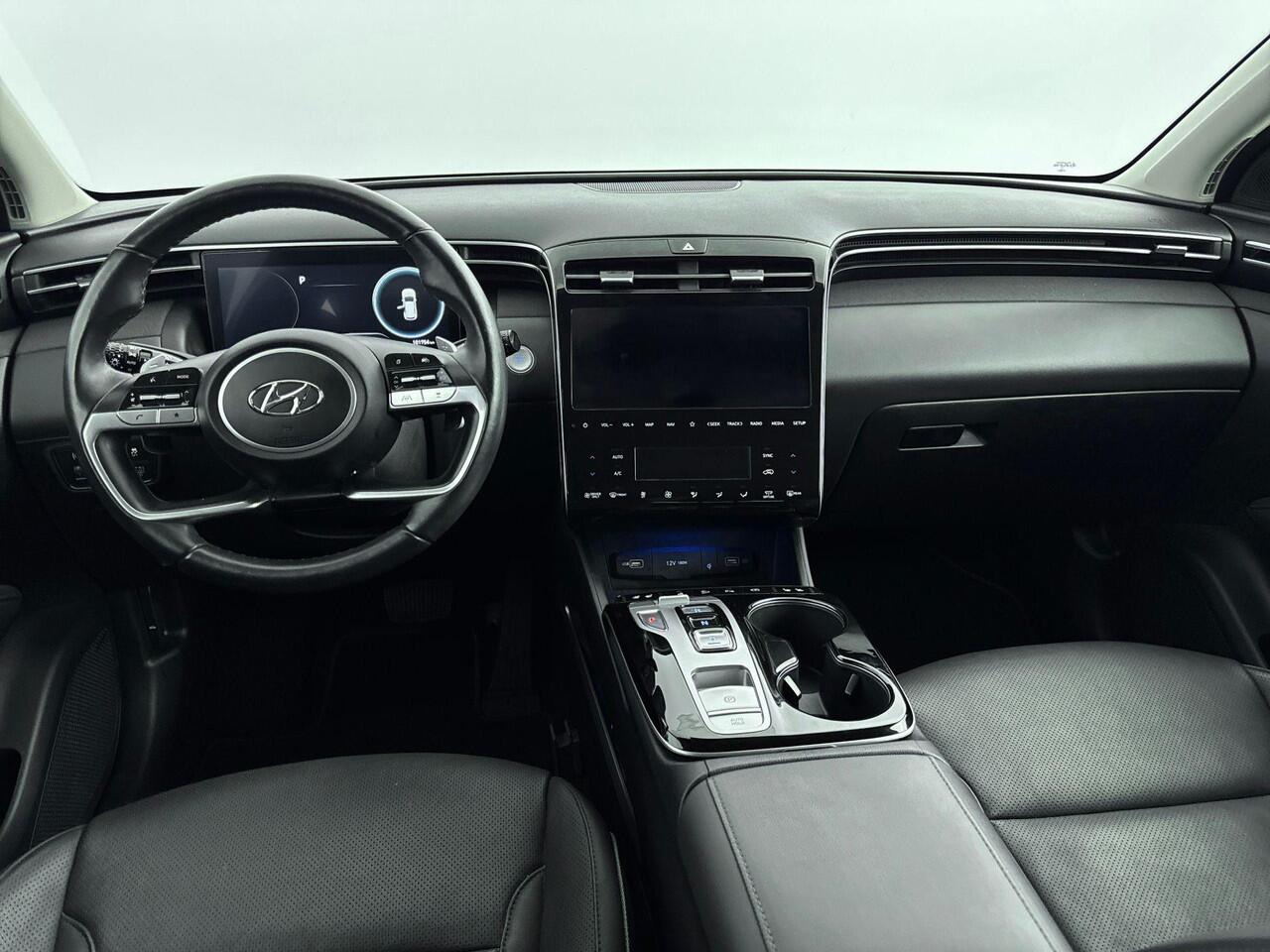 Hyundai TUCSON 1.6 T-GDI HEV Premium | Remote Parking Assistant | Apple Carplay/Android Auto | Stuur & Stoelverwarming & Ventilatie | Achteruitrij Cam. |