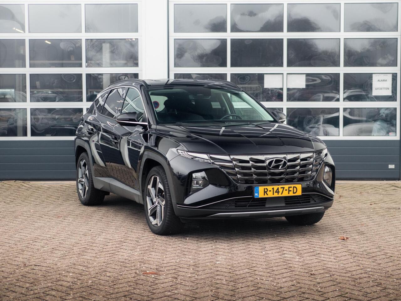 Hyundai TUCSON 1.6 T-GDI PHEV Comfort Smart 4WD l Stoel Stuurverwarming l Navigatie l Android auto en Apple Carplay l Trekhaak