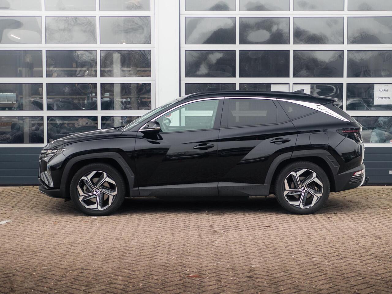 Hyundai TUCSON 1.6 T-GDI PHEV Comfort Smart 4WD l Stoel Stuurverwarming l Navigatie l Android auto en Apple Carplay l Trekhaak