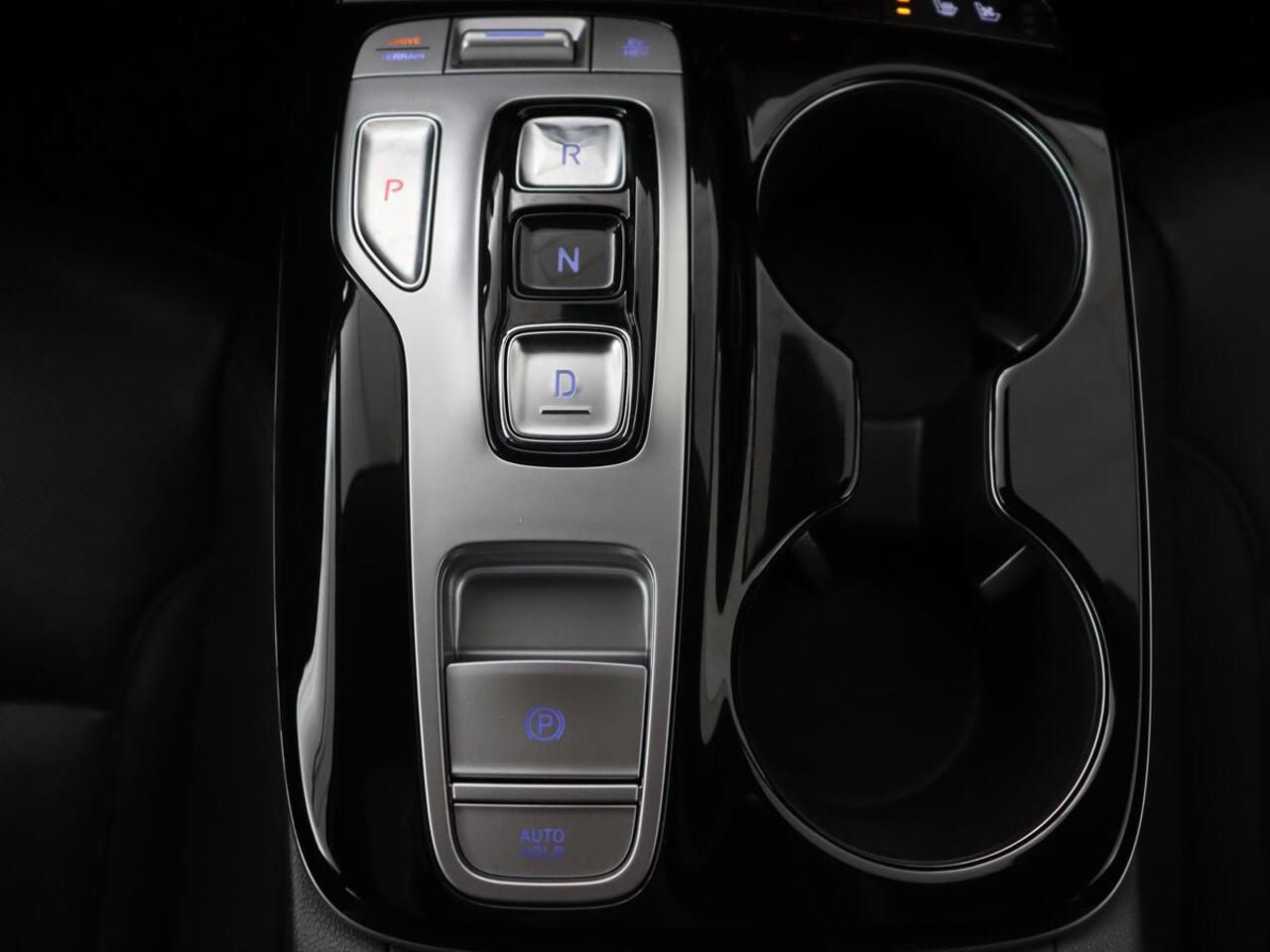 Hyundai TUCSON 1.6 T-GDI PHEV Premium Sky 4WD | Panoramadak | Stoelventilatie | Leder | 360 Camera | Adaptive cruise | Memory | Achterbankverwarming | Carplay | Full LED | Navigatie | Plug In