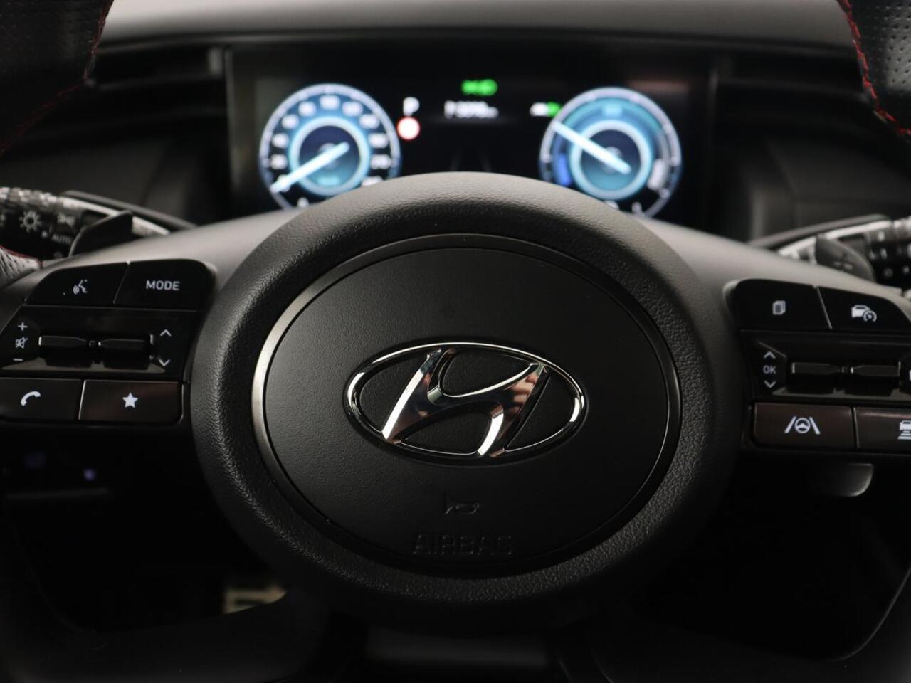 Hyundai TUCSON 1.6 T-GDI PHEV N Line Sky 4WD | Panoramadak | Stoelverwarming | Leder/Alcantara | Camera | Adaptive cruise | Carplay | Full LED | Stuurverwarming | Keyless | Plug In