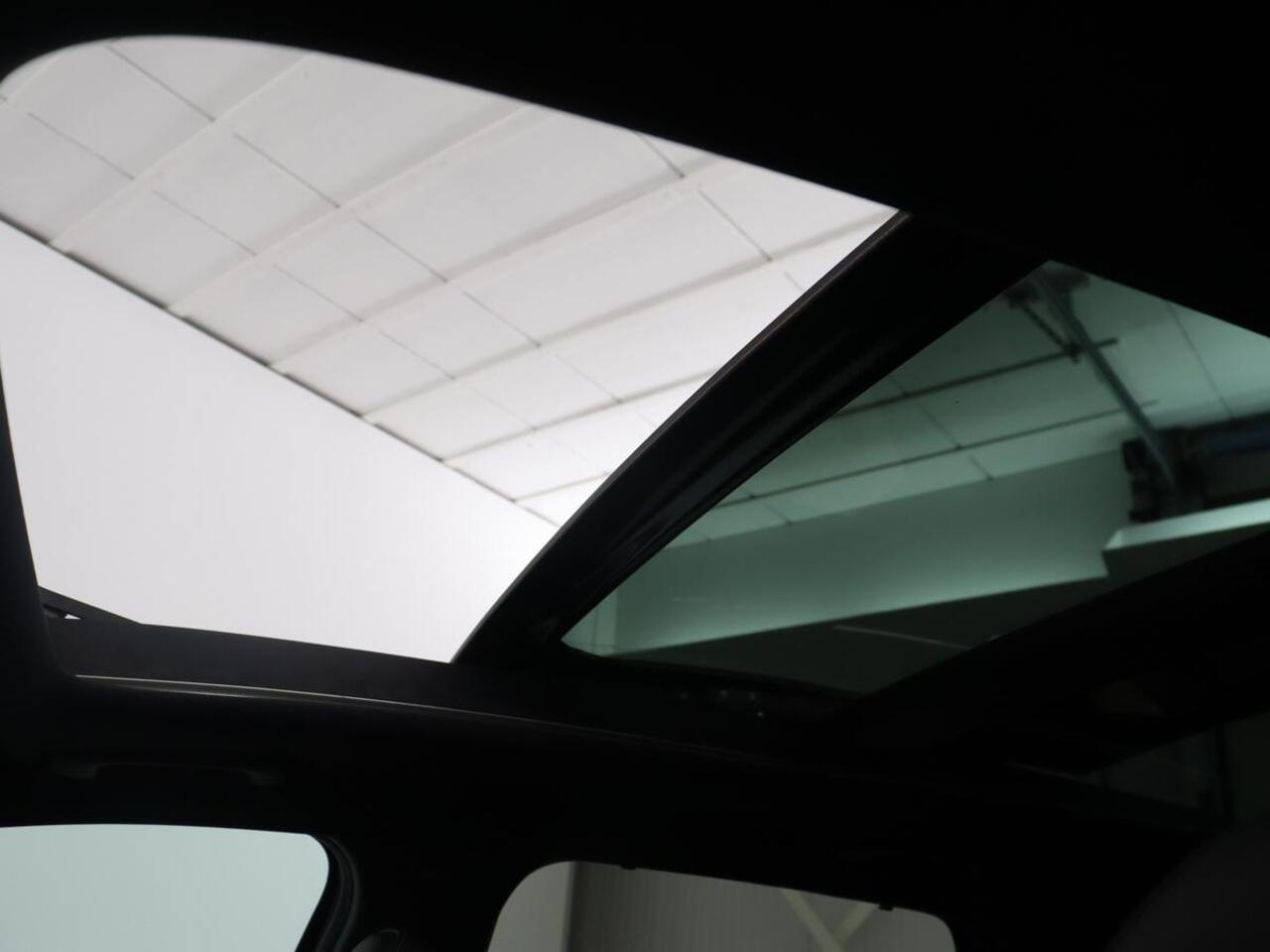 Hyundai TUCSON 1.6 T-GDI PHEV N Line Sky 4WD | Panoramadak | Stoelverwarming | Leder/Alcantara | Camera | Adaptive cruise | Carplay | Full LED | Stuurverwarming | Keyless | Plug In