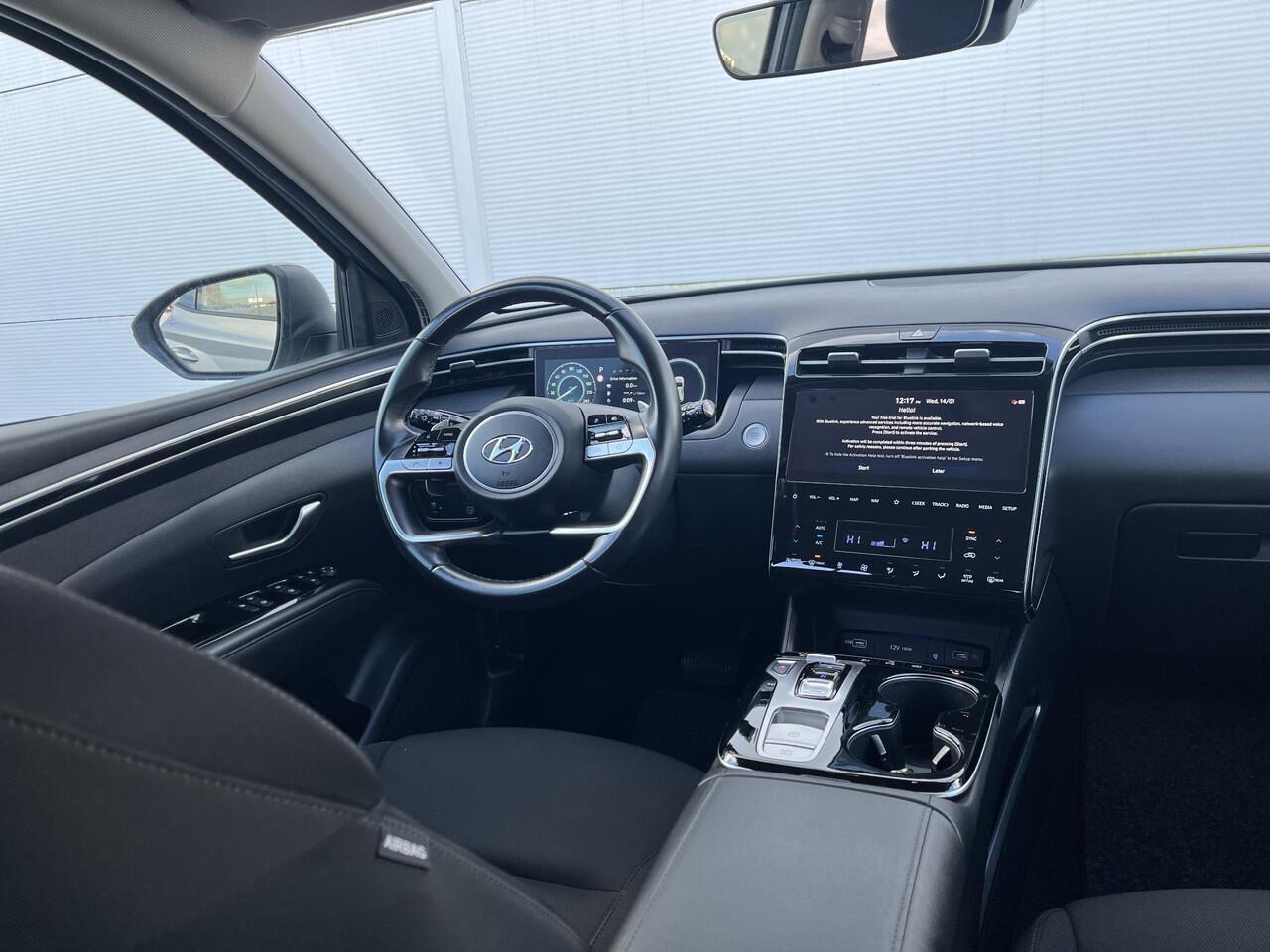 Hyundai TUCSON 1.6 T-GDI HEV Comfort / airco (automatisch)/ Apple Carplay/Android Auto / cruise control adaptief met Stop&Go / navigatiesysteem full map /