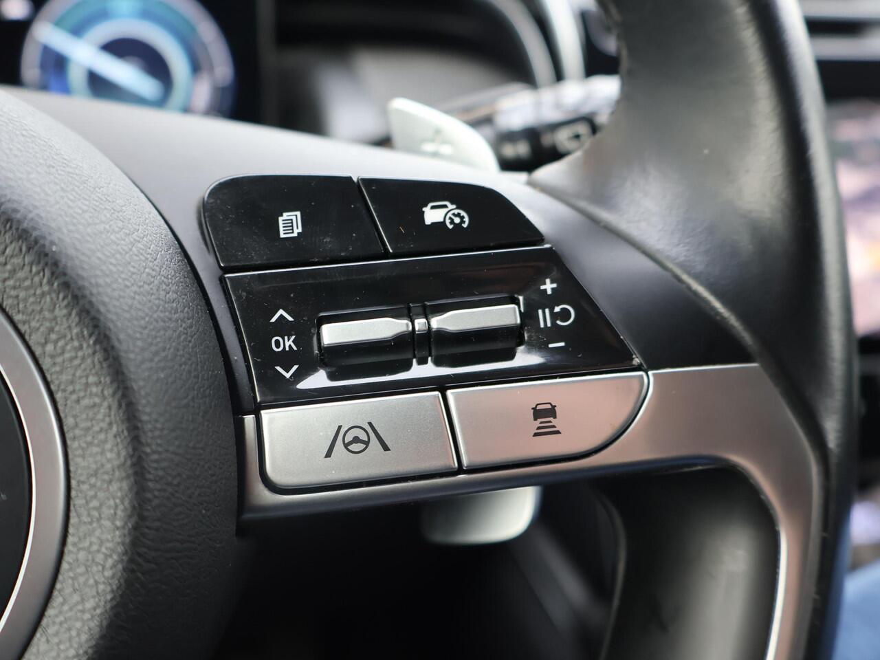 Hyundai TUCSON 1.6 T-GDI PHEV 265 PK AUT. 4WD + TREKHAAK | CAMERA | 19 INCH | ADAPTIVE CRUISE | STOELVERW. | CARPLAY