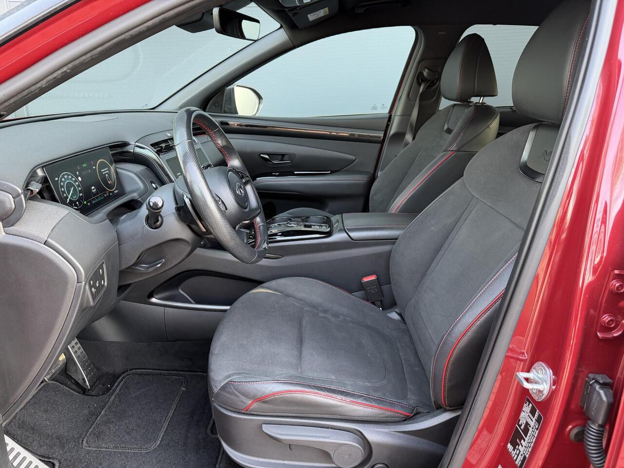 Hyundai TUCSON 1.6 T-GDI PHEV N Line 4WD / tot 10-2026 Fabrieksgarantie / Dealer onderhouden / Trekgewicht 1.350 Kg / Accu SoH 100% / Camera / Adaptief CC / Stuur- en Stoelverwarming / Elektrische klep / Apple Carplay Android Auto /