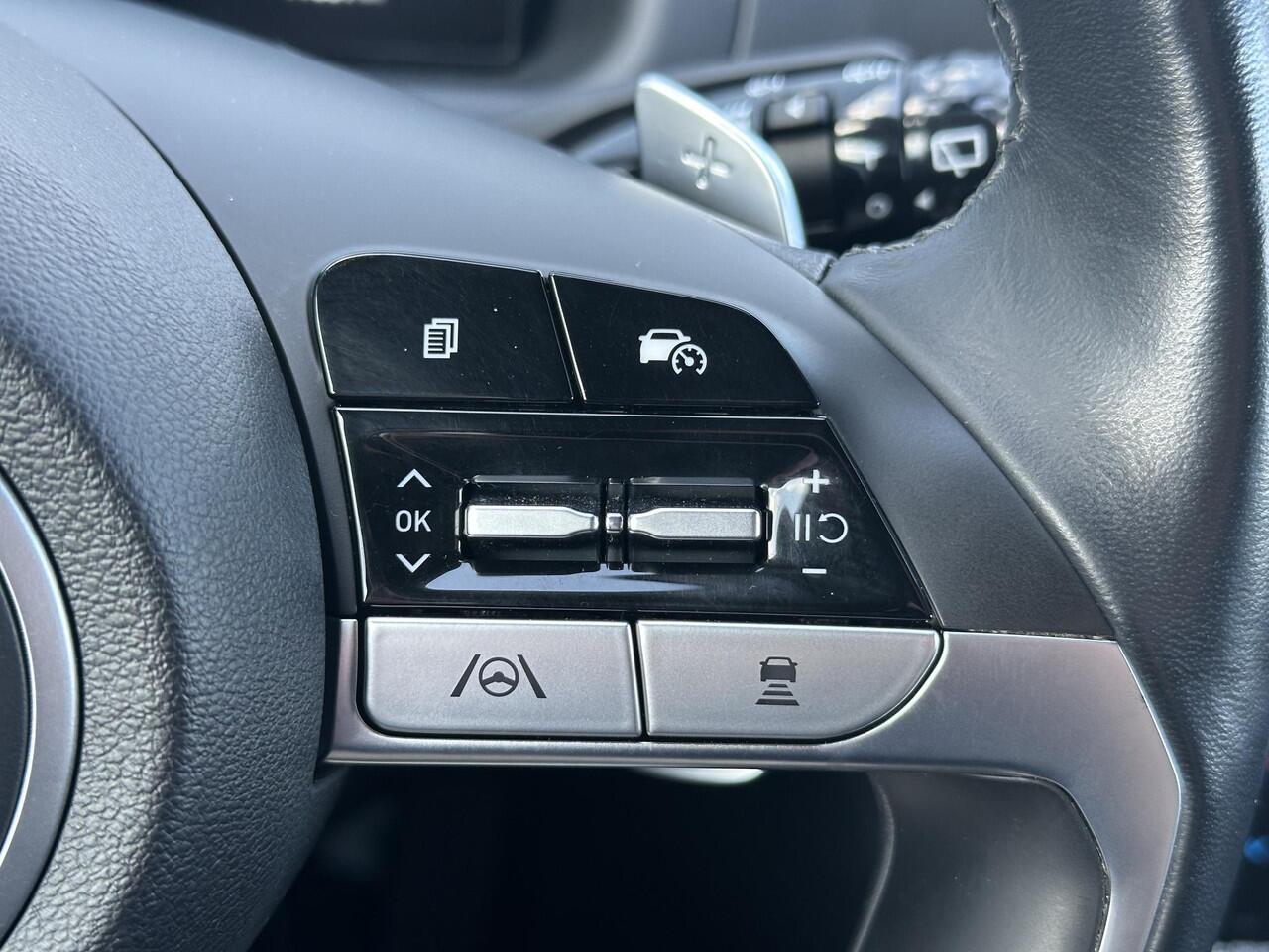 Hyundai TUCSON 1.6 T-GDI PHEV Comfort Smart 4WD / Parkeersensoren voor & achter / Achteruitrij Camera / All Season banden / Trekhaak / Apple carplay & Android Auto /
