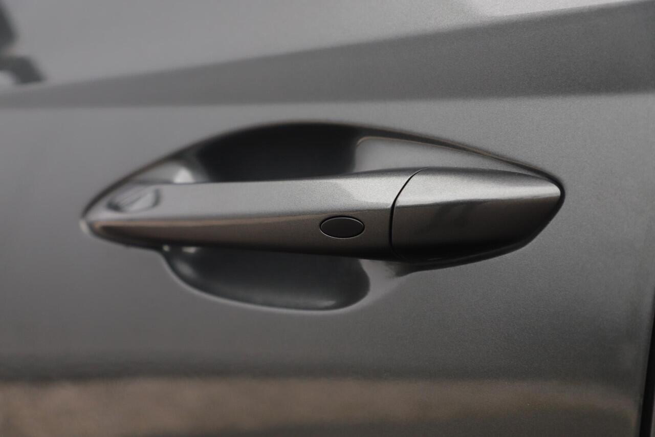 Hyundai TUCSON 1.6 T-GDI HEV Premium Sky Automaat Panoramadak Leder Stoelverkoeling verwarming Navigatie Achteruitrijcamera Carplay Android