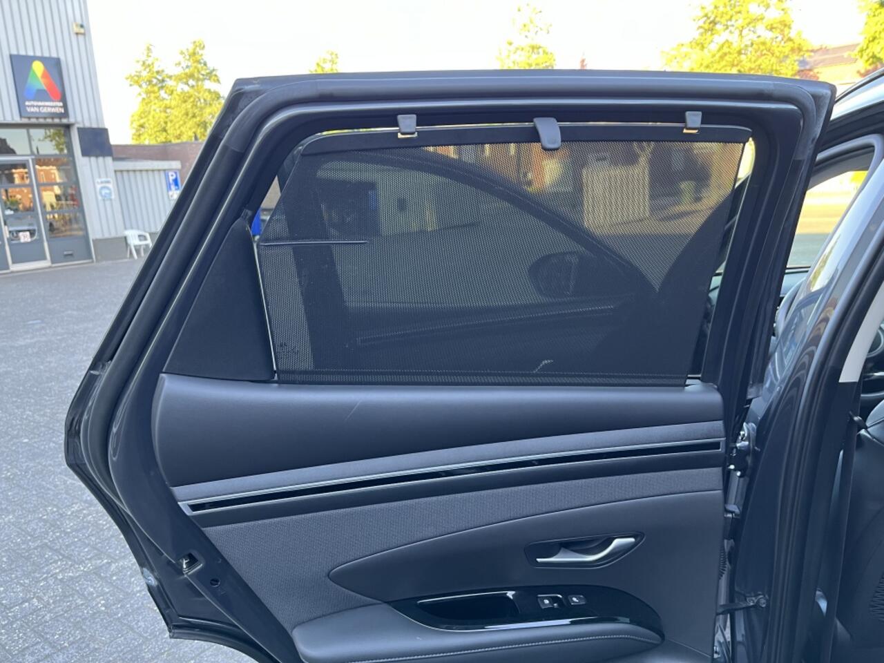 Hyundai TUCSON 1.6 T-GDI PHEV Premium Sky 4WD | Panorama dak | Camera | 1350kg