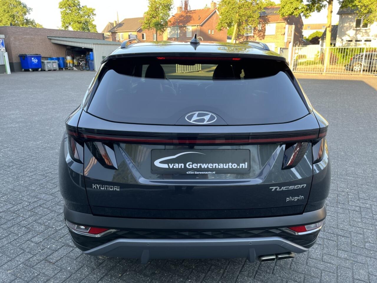 Hyundai TUCSON 1.6 T-GDI PHEV Premium Sky 4WD | Panorama dak | Camera | 1350kg