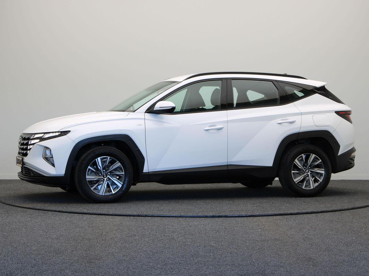 Hyundai TUCSON 1.6 T-GDI MHEV Comfort | Voorstoelen Verwarmd | Cruise Control Adaptief | 1650kg Trekgewicht | Apple Carplay & Android Auto |