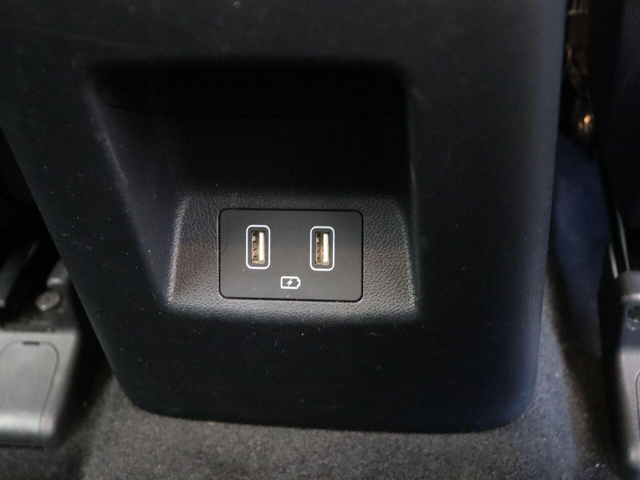 Hyundai TUCSON 1.6 T-GDI MHEV Comfort | Voorstoelen Verwarmd | Cruise Control Adaptief | 1650kg Trekgewicht | Apple Carplay & Android Auto |