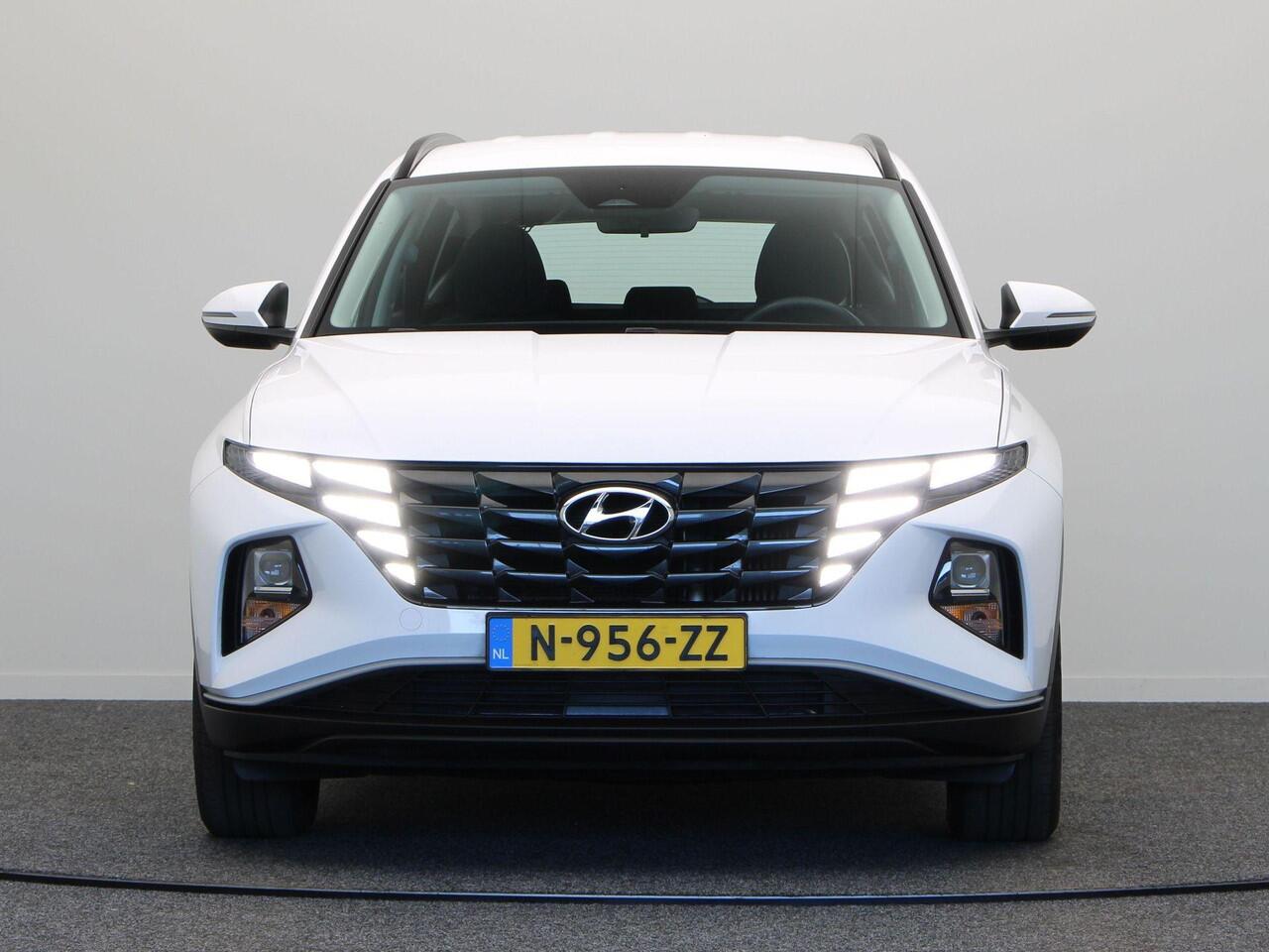 Hyundai TUCSON 1.6 T-GDI MHEV Comfort | Voorstoelen Verwarmd | Cruise Control Adaptief | 1650kg Trekgewicht | Apple Carplay & Android Auto |