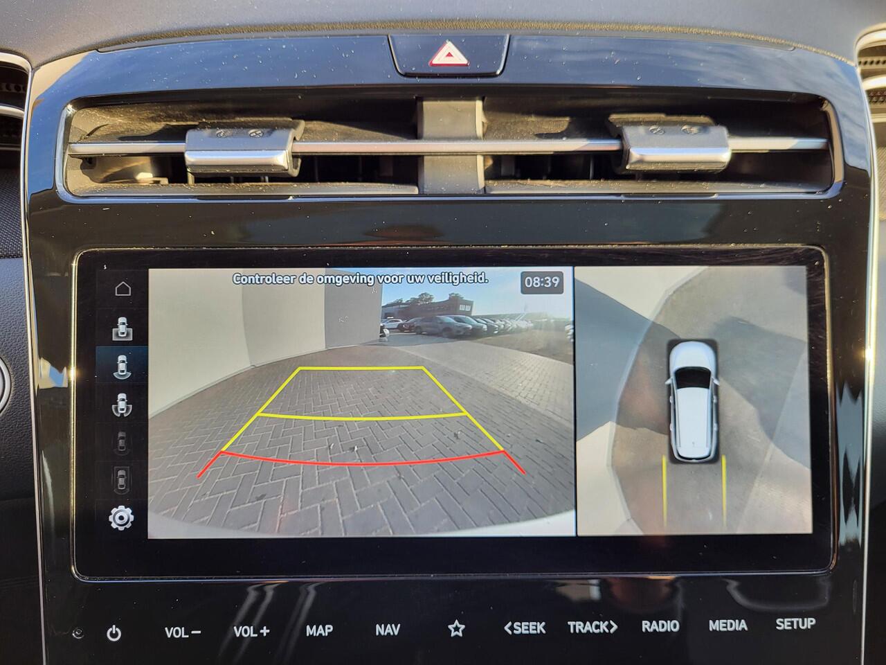 Hyundai TUCSON 1.6 T-GDI PHEV Premium Sky 4WD Automaat / Dealer onderhouden / Trekgewicht 1.350 kg / Panoramadak / 360° camera / Krell Audio / Stuur,- achterbank,- en voorstoelverwarming / Geventileerde voorstoelen / Android Auto / Apple Carplay