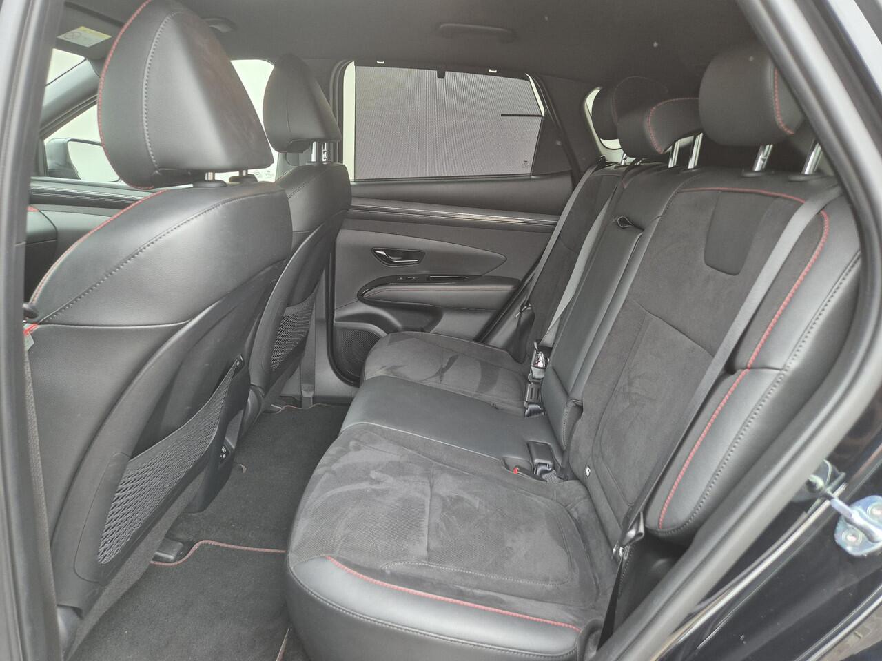 Hyundai TUCSON 1.6 T-GDI PHEV Plug-in N Line 4WD Automaat / Apple Carplay Android Auto / Trekgewicht 1350 kg / Elektrische achterklep / Stuur-, Stoel en Achterbankverwarming / Rondomzicht camera / Stoelventilatie /