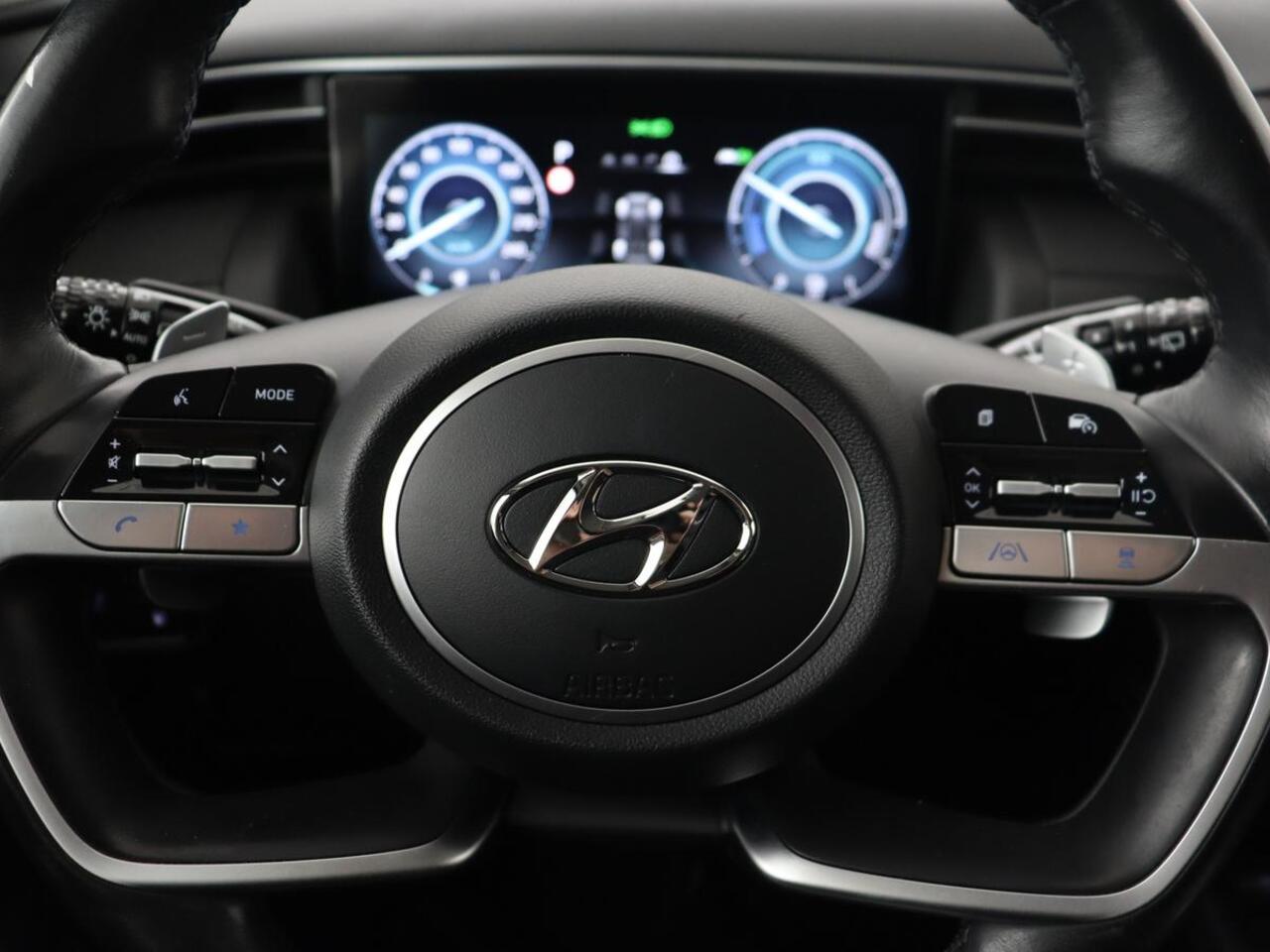 Hyundai TUCSON 1.6 T-GDI PHEV Premium 4WD | Trekhaak | Stoelventilatie | 360 Camera | Leder | Carplay | Memory | Achterbankverwarming | Navigatie | Stuurverwarming | Full LED | Keyless | Plug In