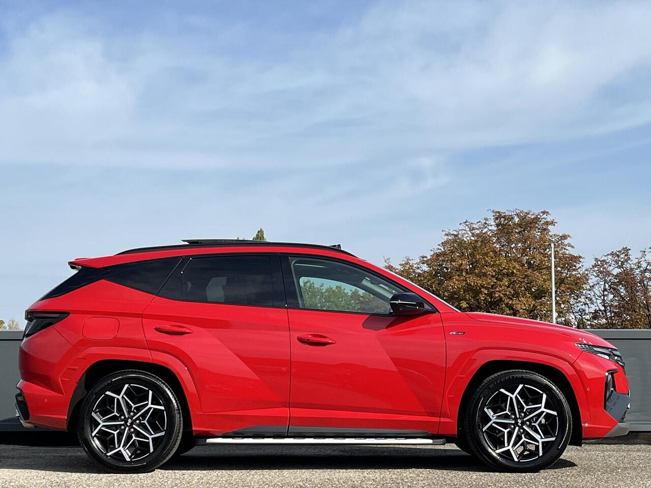 Hyundai TUCSON 1.6 T-GDI 265PK PHEV N Line 4WD | Trekhaak | Panorama schuifkanteldak | Blind spot view monitor | Alcantara premium bekleding | N-Line Pack | Sidesteps |