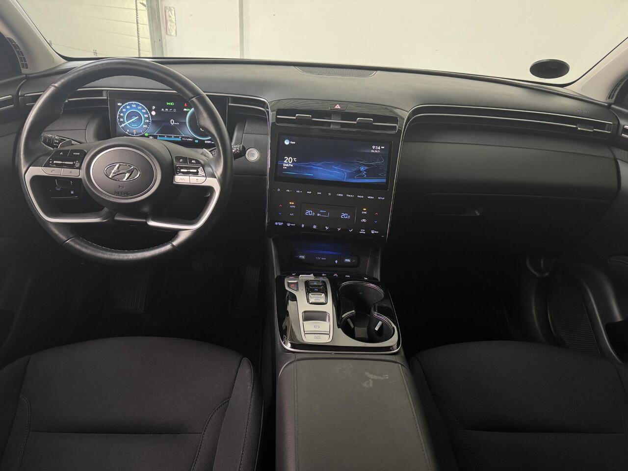 Hyundai TUCSON 1.6 T-GDI PHEV Comfort Smart 4WD | Navigatie | Camera | Cruise control adaptief | Stoel + stuurverwarming |