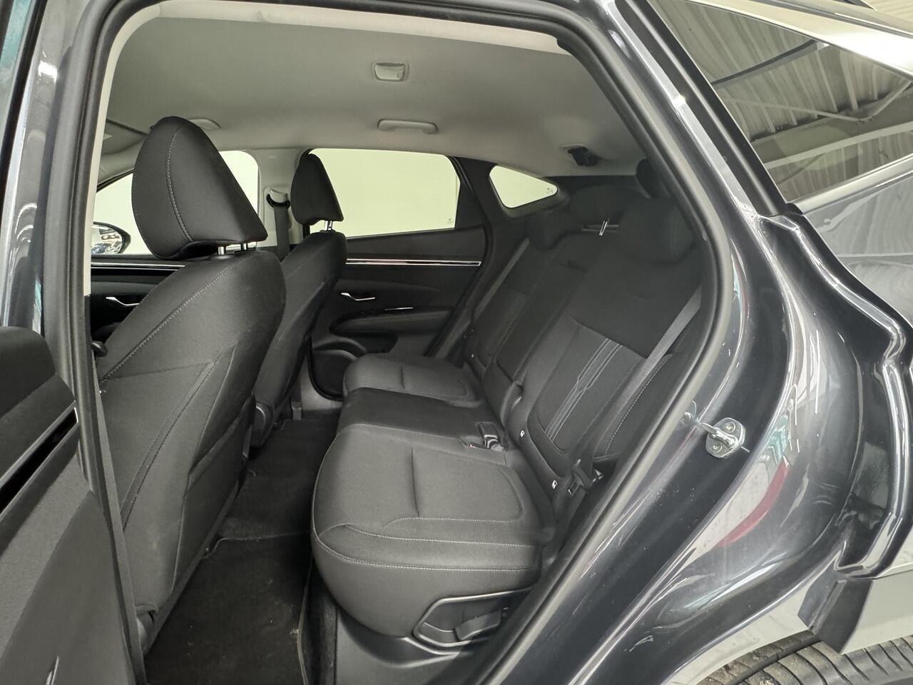 Hyundai TUCSON 1.6 T-GDI PHEV Comfort Smart 4WD | Navigatie | Camera | Cruise control adaptief | Stoel + stuurverwarming |