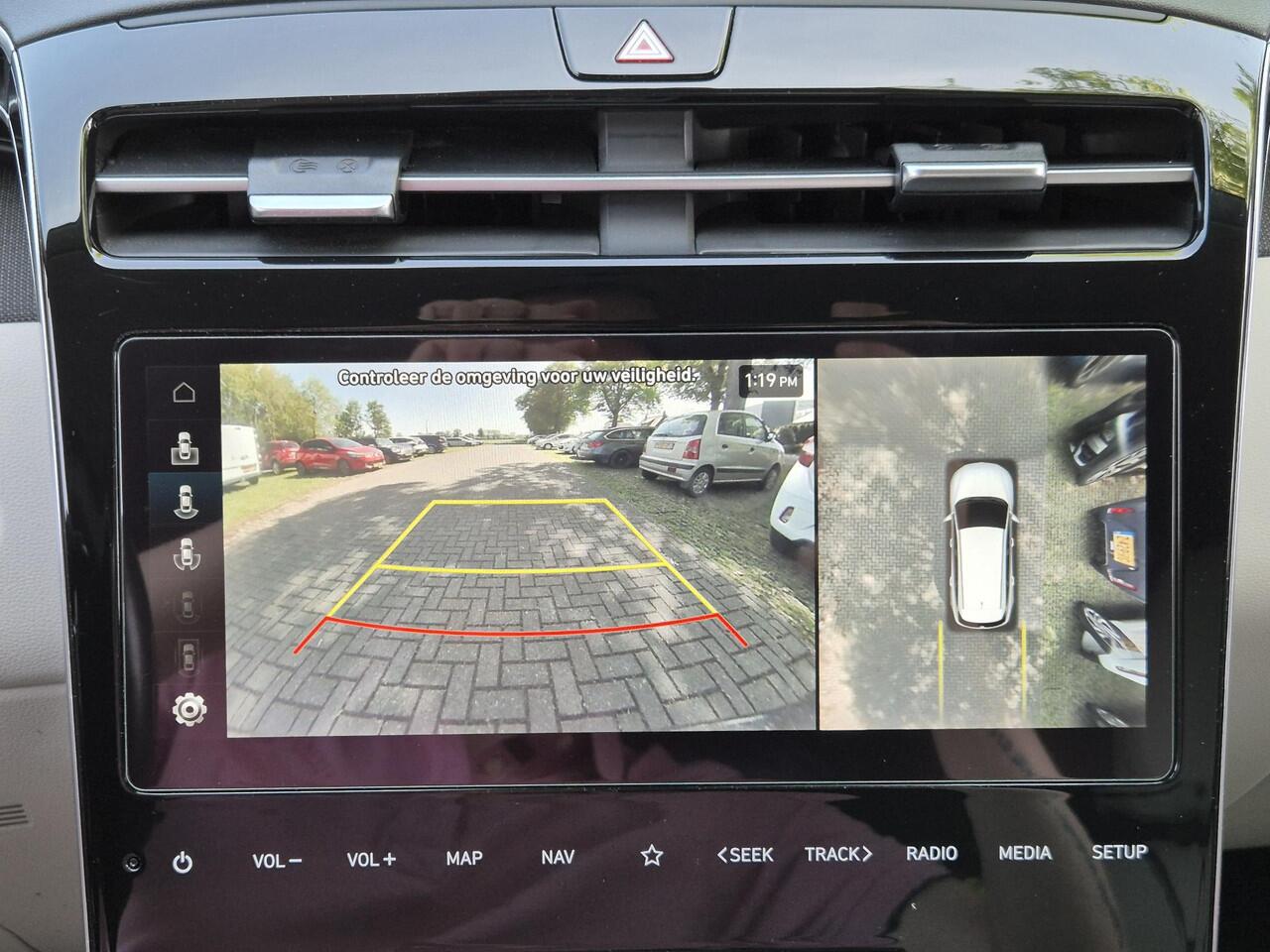 Hyundai TUCSON 1.6 T-GDI PHEV Plug-in Premium 4WD Automaat / Trekgewicht 1350 kg / Elektrische achterklep / Rondomzicht camera Keyless Entry/Start / Adaptief cruise control / Stuur- en Stoelverwarming / Stoelventilatie voor /