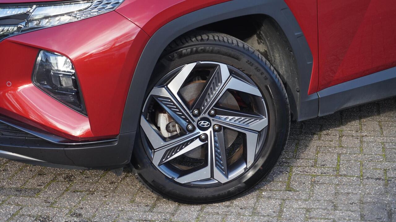 Hyundai TUCSON 1.6 T-GDI PHEV Comfort Smart 4WD Panoramadak | Elektrisch bedienbare achterklep