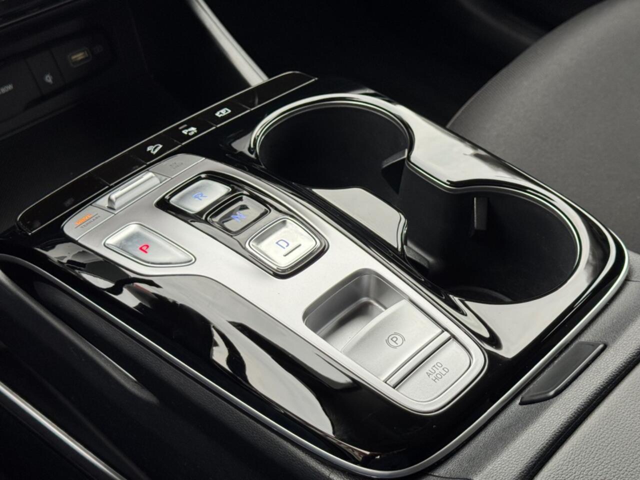 Hyundai TUCSON 1.6 TGDI PLUG-IN HYBRIDE 265PK AUT. NAVI CAMERA CARPLAY LED