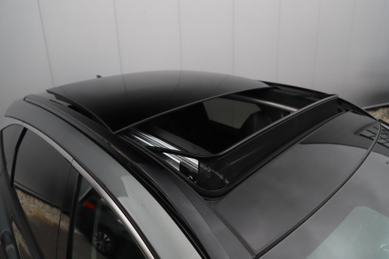 Hyundai TUCSON 1.6 T-GDI HEV Premium Sky Automaat Panoramadak Leder Stoelverkoeling verwarming Navigatie Achteruitrijcamera Carplay Android