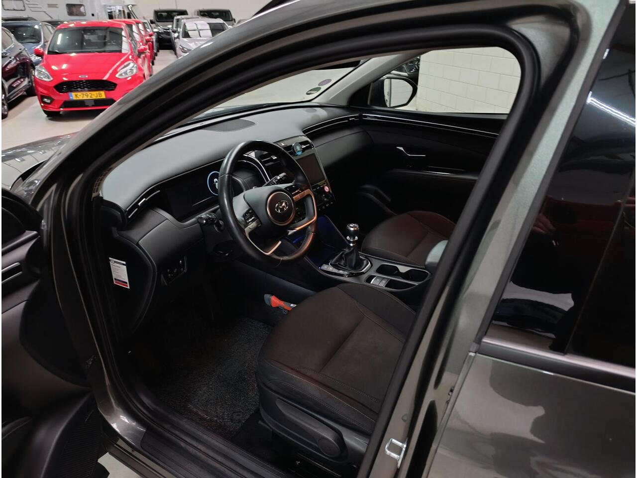 Hyundai TUCSON 1.6 T-GDI MHEV Comfort Smart Navi | Ecc v+a| Lmv | Pdc | Keyless