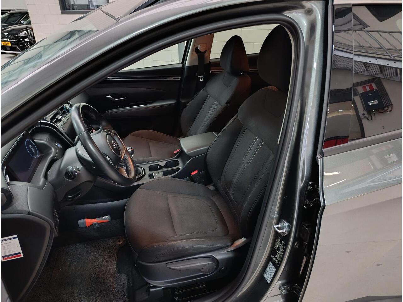 Hyundai TUCSON 1.6 T-GDI MHEV Comfort Smart Navi | Ecc v+a| Lmv | Pdc | Keyless